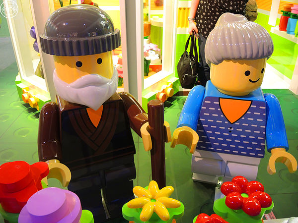 Fun大吧!積木村。走進積木的甜蜜世界–巨型積木展(台北場):期間限定【103.06/20-103.9/14台北・Fun大吧!積木村】一起成為樂高積木村民吧