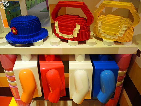 Fun大吧!積木村。走進積木的甜蜜世界–巨型積木展(台北場):期間限定【103.06/20-103.9/14台北・Fun大吧!積木村】一起成為樂高積木村民吧