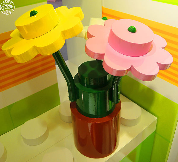 Fun大吧!積木村。走進積木的甜蜜世界–巨型積木展(台北場):期間限定【103.06/20-103.9/14台北・Fun大吧!積木村】一起成為樂高積木村民吧