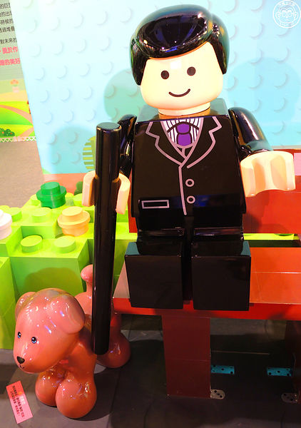 Fun大吧!積木村。走進積木的甜蜜世界–巨型積木展(台北場):期間限定【103.06/20-103.9/14台北・Fun大吧!積木村】一起成為樂高積木村民吧