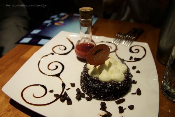 台中南屯區貳樓咖啡早午餐