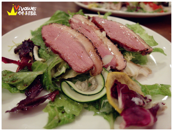 Pizzeria OGGI:台北士林區|全台第一家拿坡里認證披薩專賣店『Pizzeria OGGI (天母店)』