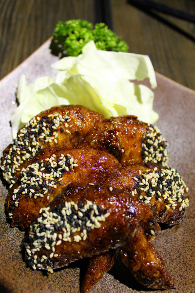 鯨吞燒 地雞料理專門店(赤崁分店)：[台南]無限n訪美味雞料理燒烤 鯨吞燒