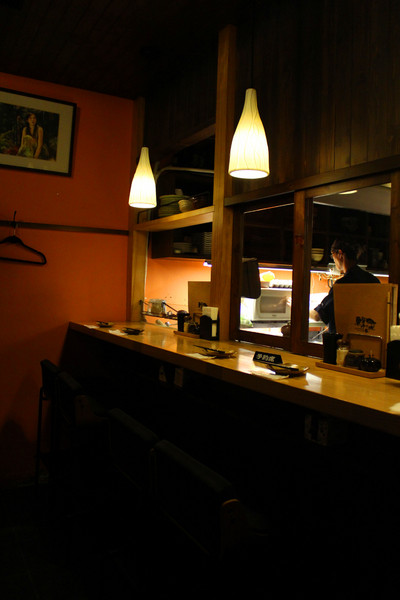 鯨吞燒 地雞料理專門店(赤崁分店)：[台南]無限n訪美味雞料理燒烤 鯨吞燒