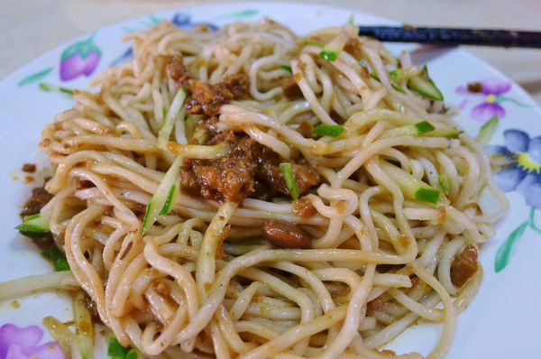 金品特製涼麵:蘆洲-當日現煮新鮮美味的金品特製涼麵