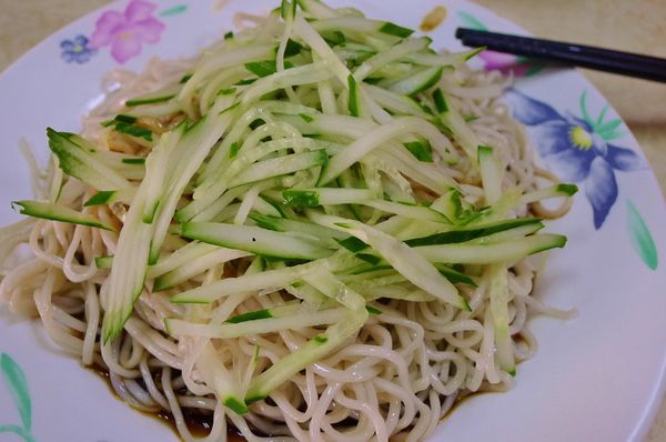 金品特製涼麵:蘆洲-當日現煮新鮮美味的金品特製涼麵