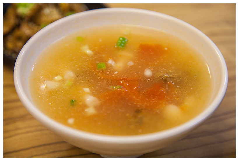 內湖麻雞王美食坊