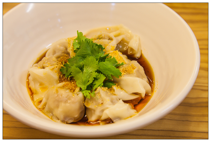 內湖麻雞王美食坊