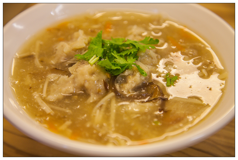 內湖麻雞王美食坊