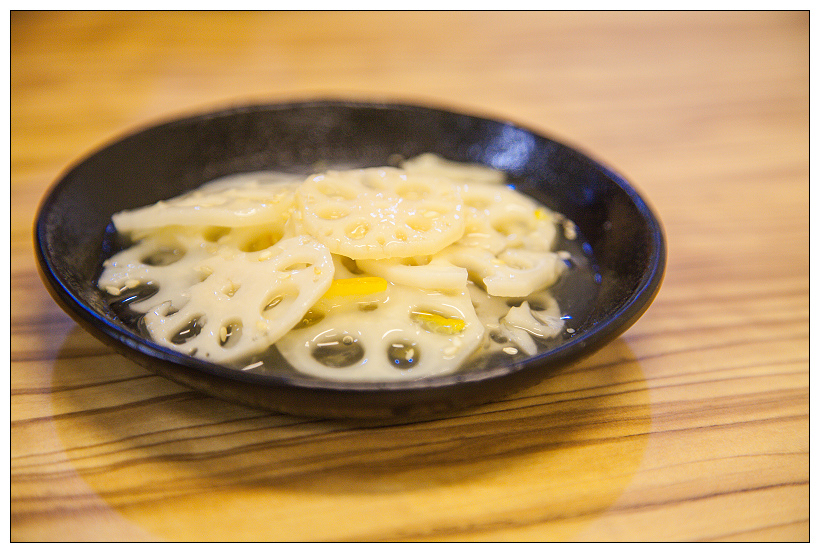 內湖麻雞王美食坊