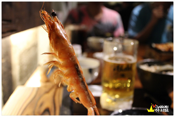 老時光燒肉酒肴：花蓮市｜樂活小日子_適合小酌杯的氣氛佳CP質高居酒屋『老時光居酒屋』 日式料理 日本清酒 串燒 啤酒 喝酒 美食 餐廳 推薦