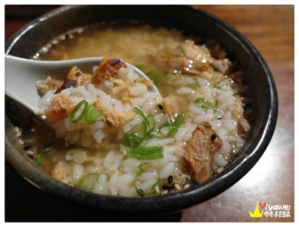 老時光燒肉酒肴：花蓮市｜樂活小日子_適合小酌杯的氣氛佳CP質高居酒屋『老時光居酒屋』 日式料理 日本清酒 串燒 啤酒 喝酒 美食 餐廳 推薦