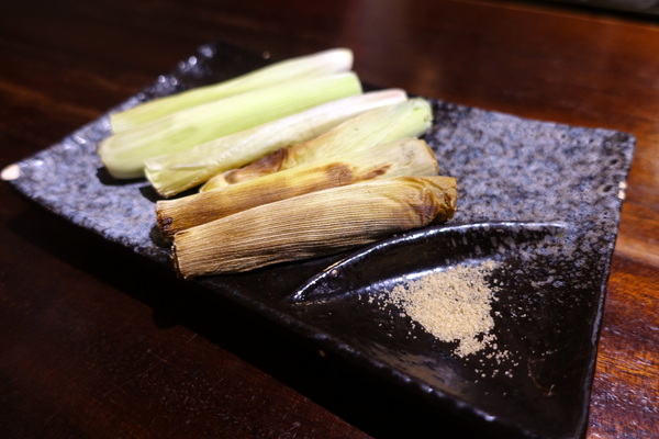 老時光燒肉酒肴:(胖樺食記)花蓮人氣居酒屋「老時光燒肉酒肴」/老時光居酒屋/排隊人氣名店氣氛佳/有包廂