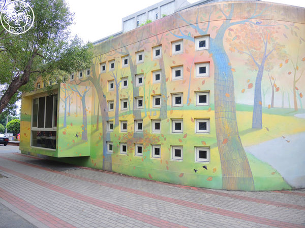 村東國小：作伙來企投【彰化大村･村東國小】像童話繪本的社區閱讀中心