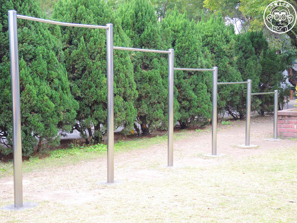 村東國小：作伙來企投【彰化大村･村東國小】像童話繪本的社區閱讀中心