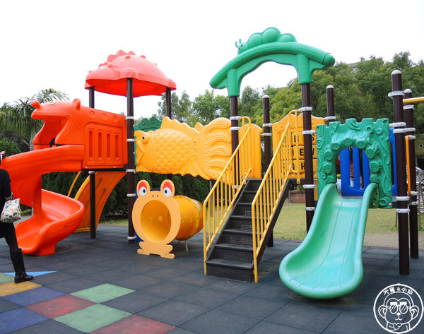 村東國小：作伙來企投【彰化大村･村東國小】像童話繪本的社區閱讀中心