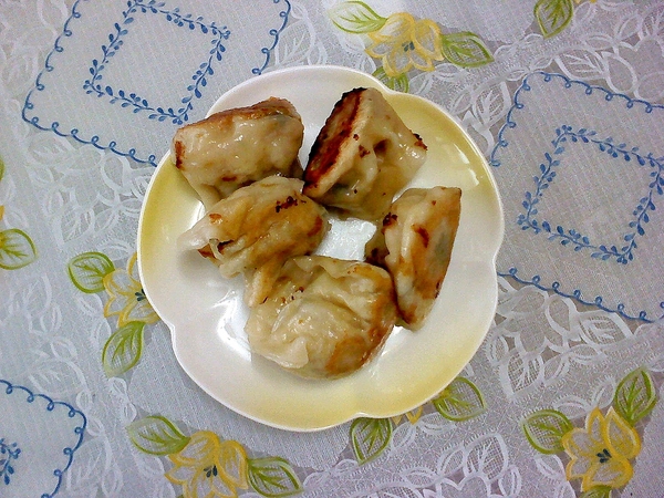 金鳳水煎餃(三多店):一口美味-金鳳水煎餃