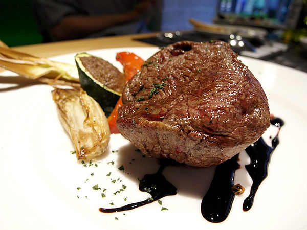 HOOP DINING：窩客島試吃【中山】Hoop Dining。黑松露比薩料多實在