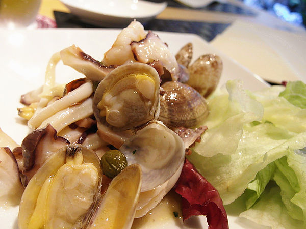 HOOP DINING：窩客島試吃【中山】Hoop Dining。黑松露比薩料多實在