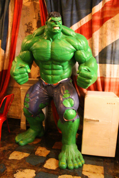 文青好好笑：[台南]閃電俠。浩克。木馬。神農街的創意文青攝影藝廊 文青好好笑