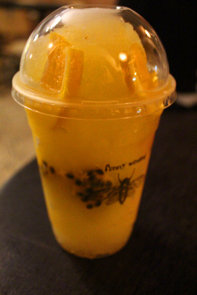 文青好好笑：[台南]閃電俠。浩克。木馬。神農街的創意文青攝影藝廊 文青好好笑