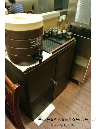 新丼:【食記-邀約】oO。台北 中山 新丼-日式創意丼飯專賣店 美式新丼、韓式新丼、招牌豆腐丼、台式新丼、蔥動(衝動) 新丼讓大家有心動的衝動,還不快行動~~o○。