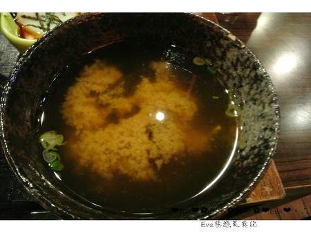 新丼:【食記-邀約】oO。台北 中山 新丼-日式創意丼飯專賣店 美式新丼、韓式新丼、招牌豆腐丼、台式新丼、蔥動(衝動) 新丼讓大家有心動的衝動,還不快行動~~o○。