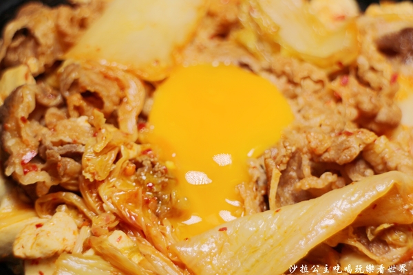 新丼:台北中山『新丼』21種創意丼飯讓人心動/捷運中山站/免服務費