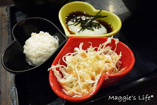 新丼:◆台北美食。捷運中山站【新丼】蛋黃哥你被包圍了!21種創意丼飯大碗滿意美味無限