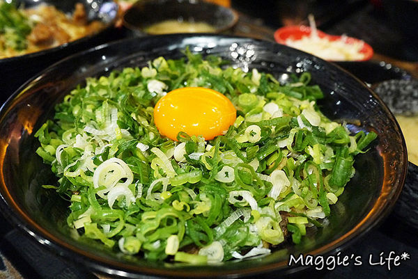 新丼:◆台北美食。捷運中山站【新丼】蛋黃哥你被包圍了!21種創意丼飯大碗滿意美味無限