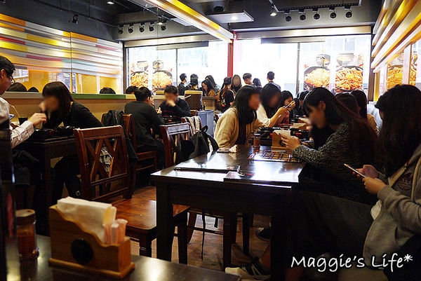 新丼:◆台北美食。捷運中山站【新丼】蛋黃哥你被包圍了!21種創意丼飯大碗滿意美味無限