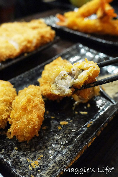 新丼:◆台北美食。捷運中山站【新丼】蛋黃哥你被包圍了!21種創意丼飯大碗滿意美味無限