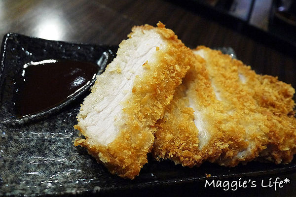 新丼:◆台北美食。捷運中山站【新丼】蛋黃哥你被包圍了!21種創意丼飯大碗滿意美味無限