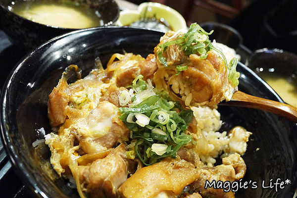 新丼:◆台北美食。捷運中山站【新丼】蛋黃哥你被包圍了!21種創意丼飯大碗滿意美味無限