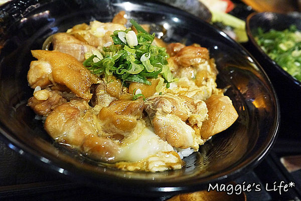 新丼:◆台北美食。捷運中山站【新丼】蛋黃哥你被包圍了!21種創意丼飯大碗滿意美味無限