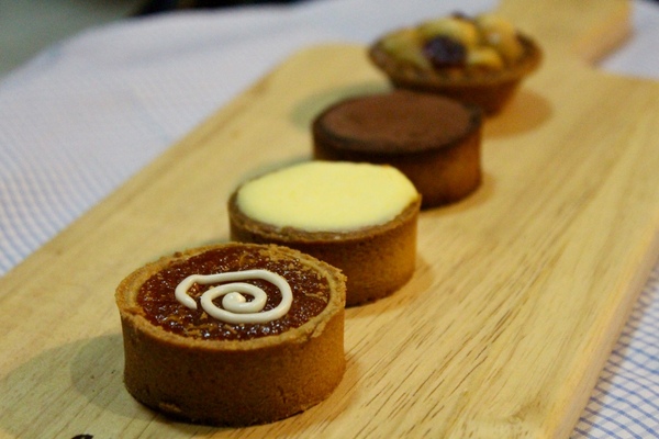 阿嬤的珍藏：[宅配 \ 伴手禮]手工迷你塔 精巧好吃 阿嬤的珍藏