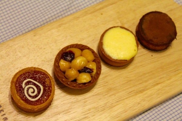 阿嬤的珍藏：[宅配 \ 伴手禮]手工迷你塔 精巧好吃 阿嬤的珍藏