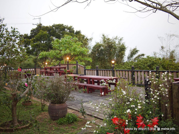 杜石地一號庭園咖啡：【食記】苗栗杜石地一號花園農莊@羊寮坑道 : 環境溫馨,景緻尚可,但餐點價位過高,味道還是算了