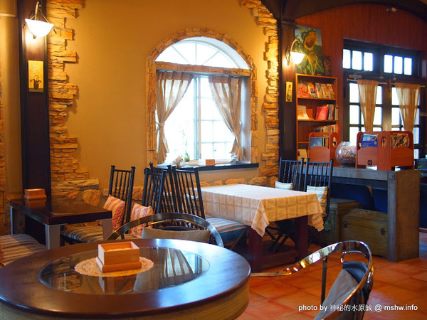 杜石地一號庭園咖啡：【食記】苗栗杜石地一號花園農莊@羊寮坑道 : 環境溫馨,景緻尚可,但餐點價位過高,味道還是算了