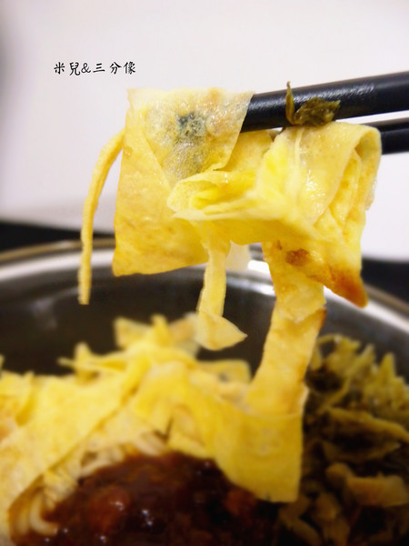 兄弟麵館（網路門市）：[宅配] 兄弟麵館  超方便美食 懶得出們就是靠宅配啦!  且份量大超滿足!!!