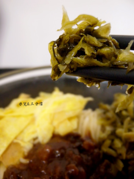 兄弟麵館（網路門市）：[宅配] 兄弟麵館  超方便美食 懶得出們就是靠宅配啦!  且份量大超滿足!!!