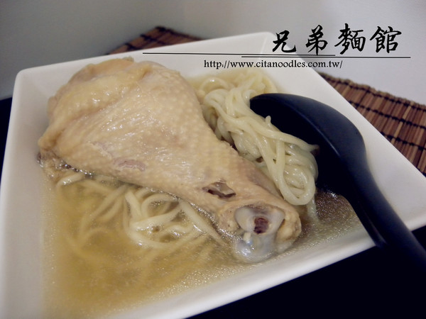 兄弟麵館（網路門市）：[宅配] 兄弟麵館  超方便美食 懶得出們就是靠宅配啦!  且份量大超滿足!!!