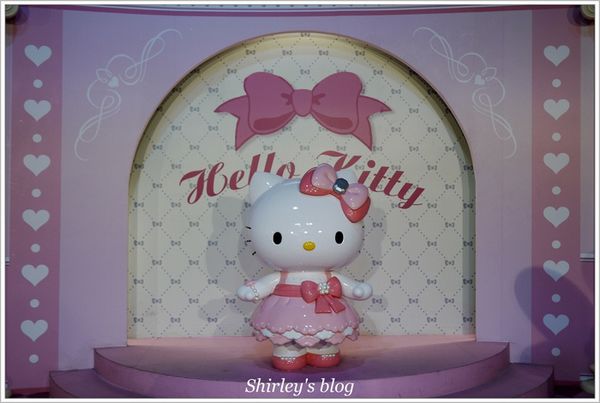 百變HELLO KITTY 40週年特展：百變 HELLO KITTY 40週年特展