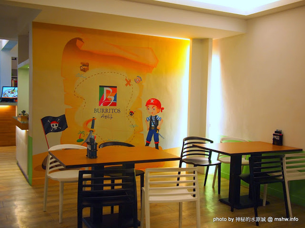 布里逗子BURRITOS:【食記】【景點】台中Burritos 布里逗子漢堡庭園餐廳@西區精明商圈捷運BRT忠明國小 : 環境閒適,餐點美味,女王不下班拍片場景之一!