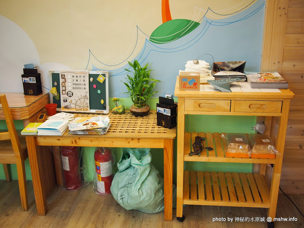 布里逗子BURRITOS:【食記】【景點】台中Burritos 布里逗子漢堡庭園餐廳@西區精明商圈捷運BRT忠明國小 : 環境閒適,餐點美味,女王不下班拍片場景之一!