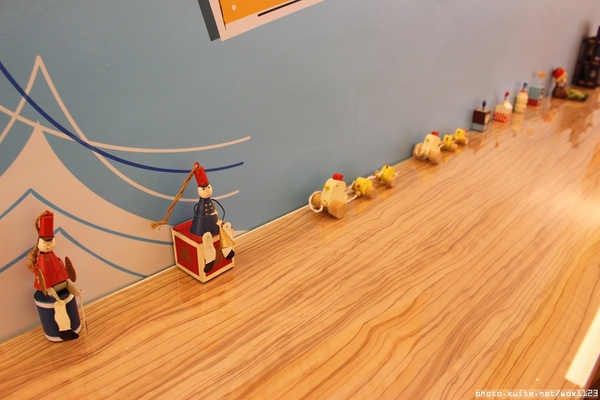 布里逗子BURRITOS：Burritos布里逗子●漢堡庭園餐廳♡溫莎乳酪牛肉堡讓人驚豔~103.06.29