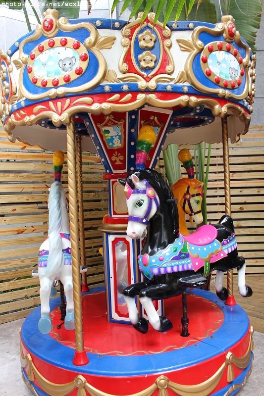 布里逗子BURRITOS：Burritos布里逗子●漢堡庭園餐廳♡溫莎乳酪牛肉堡讓人驚豔~103.06.29