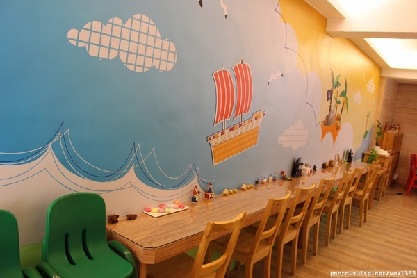 布里逗子BURRITOS：Burritos布里逗子●漢堡庭園餐廳♡溫莎乳酪牛肉堡讓人驚豔~103.06.29