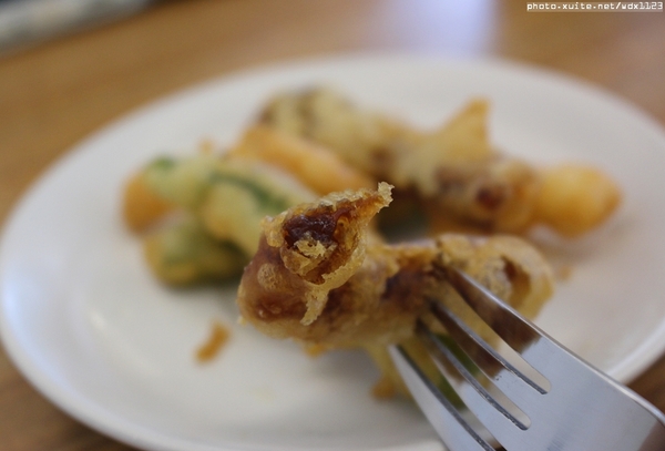 布里逗子BURRITOS：Burritos布里逗子●漢堡庭園餐廳♡溫莎乳酪牛肉堡讓人驚豔~103.06.29