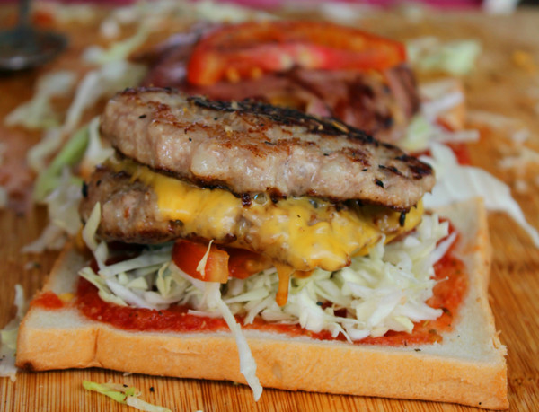 點點餐桌dottable：[台南]自己的餐車自己追 神秘幽靈點點餐桌Dottable